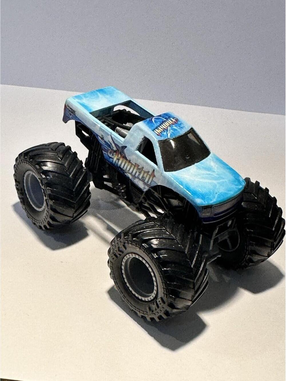 Monster Jam Hooked BKT Tires 2024 Swordfish 1:64 Scale